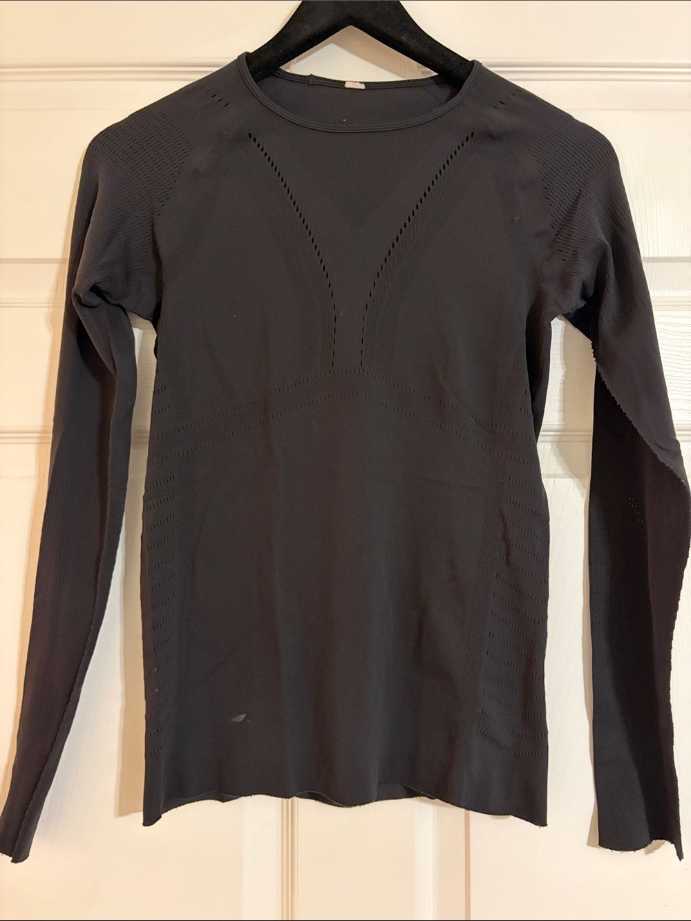 Lululemon Light Speed Long Sleeve Mesh Perforated Running Top Black